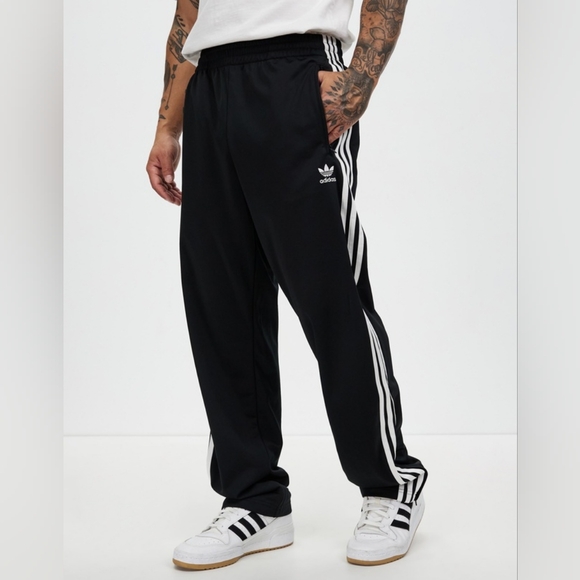 Adidas track pants with front pockets (used) - Picture 5 of 5